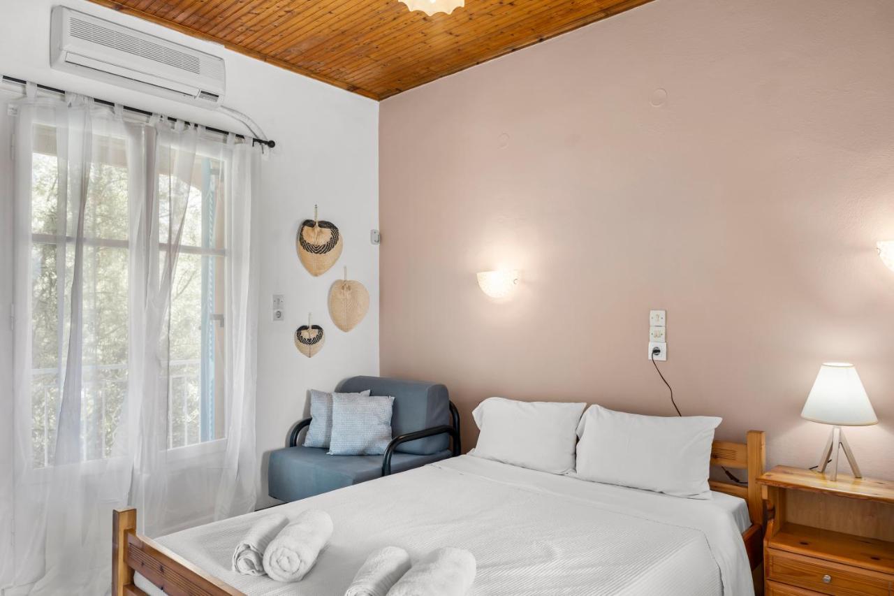 Oceanis Rooms Микрос Гиалос Екстериор снимка