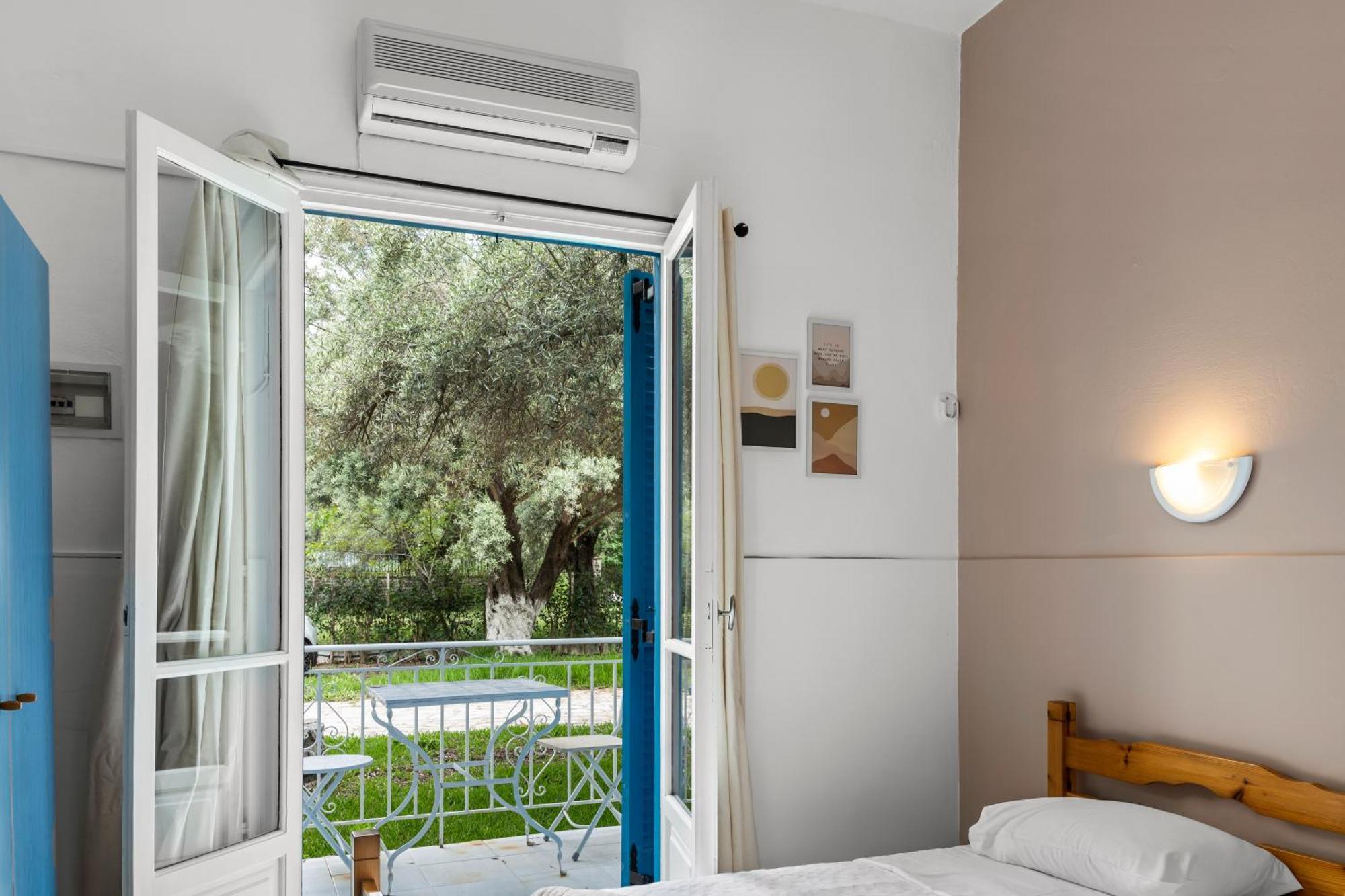Oceanis Rooms Микрос Гиалос Екстериор снимка